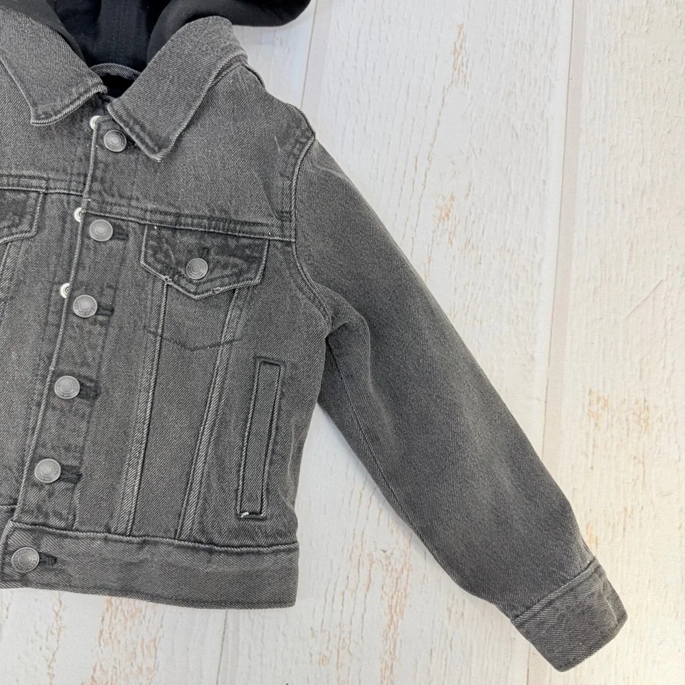 Old Navy stylish versatile